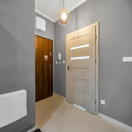 Wola - 8th Floor, Parking, Balcony - By Rentujemy Warsaw
